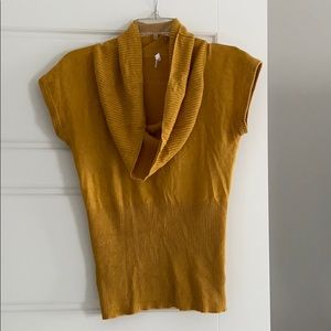 Crop sleeve mustard scoop neck blouse!
